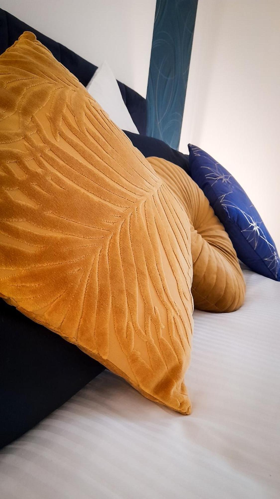 L'Art Deco 3 Etoiles Wifi, Netflix, Disney, Coeur De Bastide Villefranche-de-Rouergue Dış mekan fotoğraf